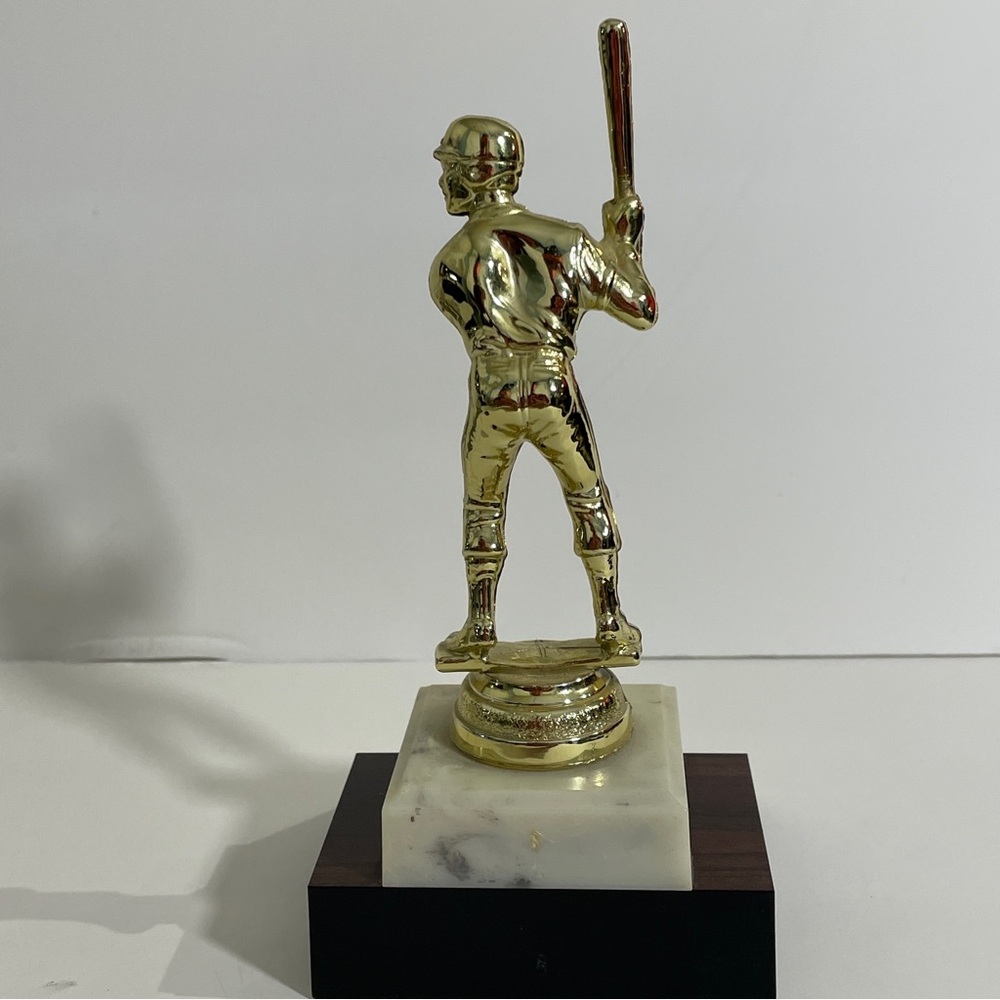 Baseball Trophy - Picture 4 of 8